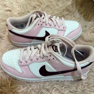 Nike Pink and White Low top sneaker dunks